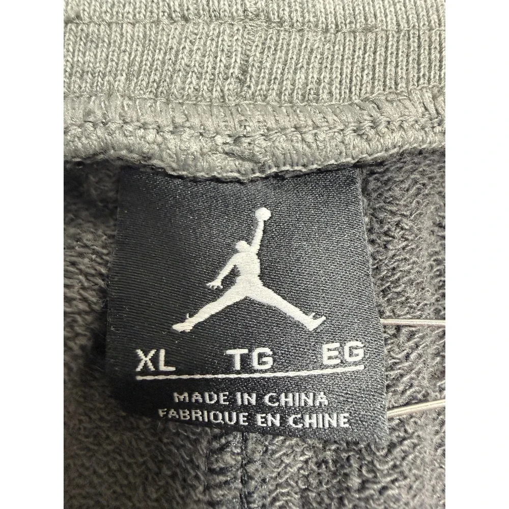Jordan Sweat Shorts Mens XL Gray Fleece Basketball 11 Inseam Jumpman Athletic